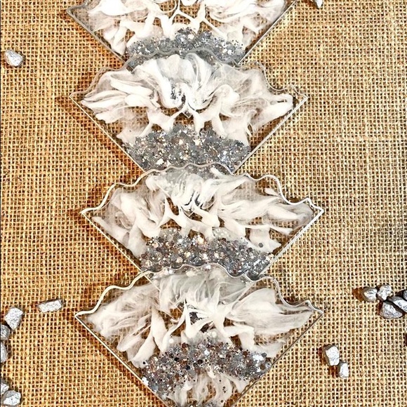 Coasters and trays - Picture 10 of 16